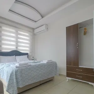 2* Otel Eyna